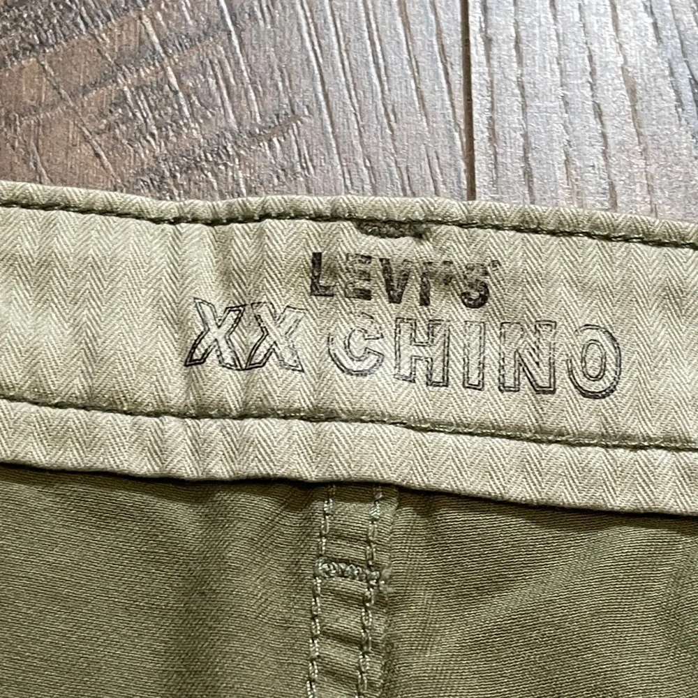 Levis XX Chino Authentic Fit Mens 42x30 Olive Green Cotton Twill Pants Trousers